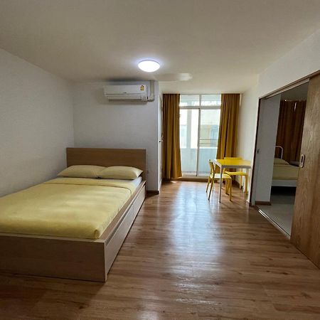 Dao Jaras Fah Hometel ดาวจรัสฟ้าโฮมเทล بانكوك المظهر الخارجي الصورة